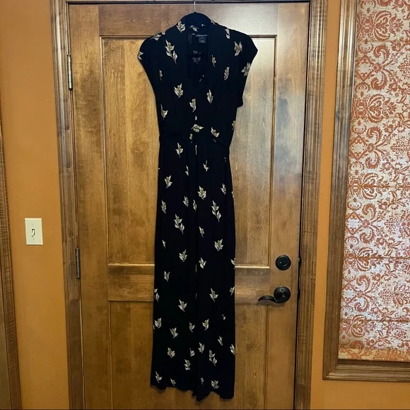 lavender fields maxi dress Lavender Cotton-Linen Cinched Waist Flared Maxi Dress 28